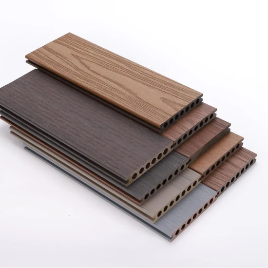 Fabricado en China Pisos de madera sintética Revestimiento de WPC Piso de madera artificial
