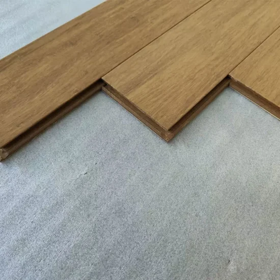 Directo de fábrica de alta calidad 8 mm, 12 mm se puede personalizar Pisos de madera maciza de estilo moderno para el hogar / negocio